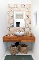 Stylish Classic Townhouse with Terrace