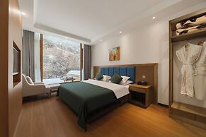 Lixian Bipeng Shiguang Hot Spring Hotel