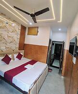 Luxury Hotel River Miles Inn Varanasi