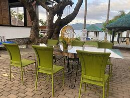 Saltitude Dive & Beach Resort