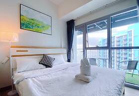 Deluxe Apartment Balcony with Seaview