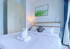 Deluxe Apartment Balcony with Seaview