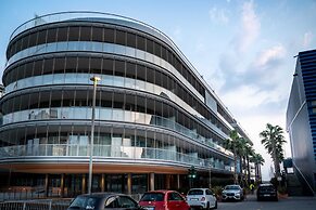 Modern Waterfront Studio Balcony&Parking