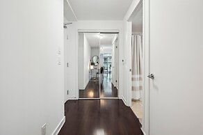 XII Furnished Spaces - CN Tower