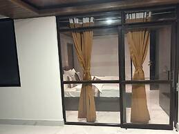 Longitude Homestay