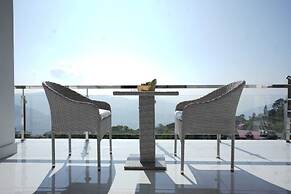 Longitude Homestay