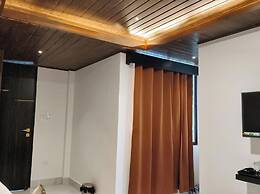 Longitude Homestay