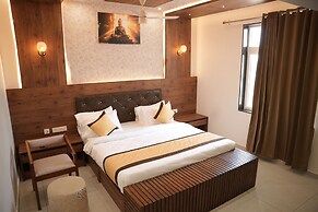 GREEN VIEW SUITES