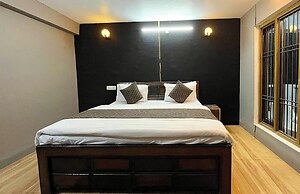 Hotel The Mountain Pine Nainital