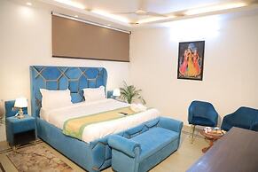 Fortune Home Service Apartment  D-198