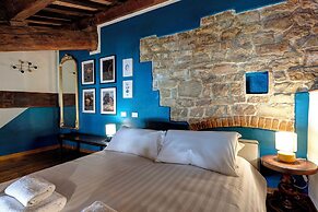 Agnese Apartment by Mamo Florence