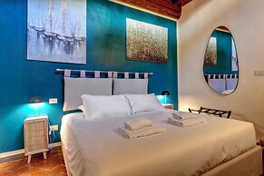 Agnese Apartment by Mamo Florence