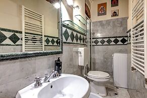 Agnese Apartment by Mamo Florence