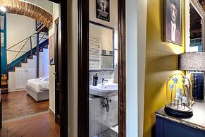Agnese Apartment by Mamo Florence