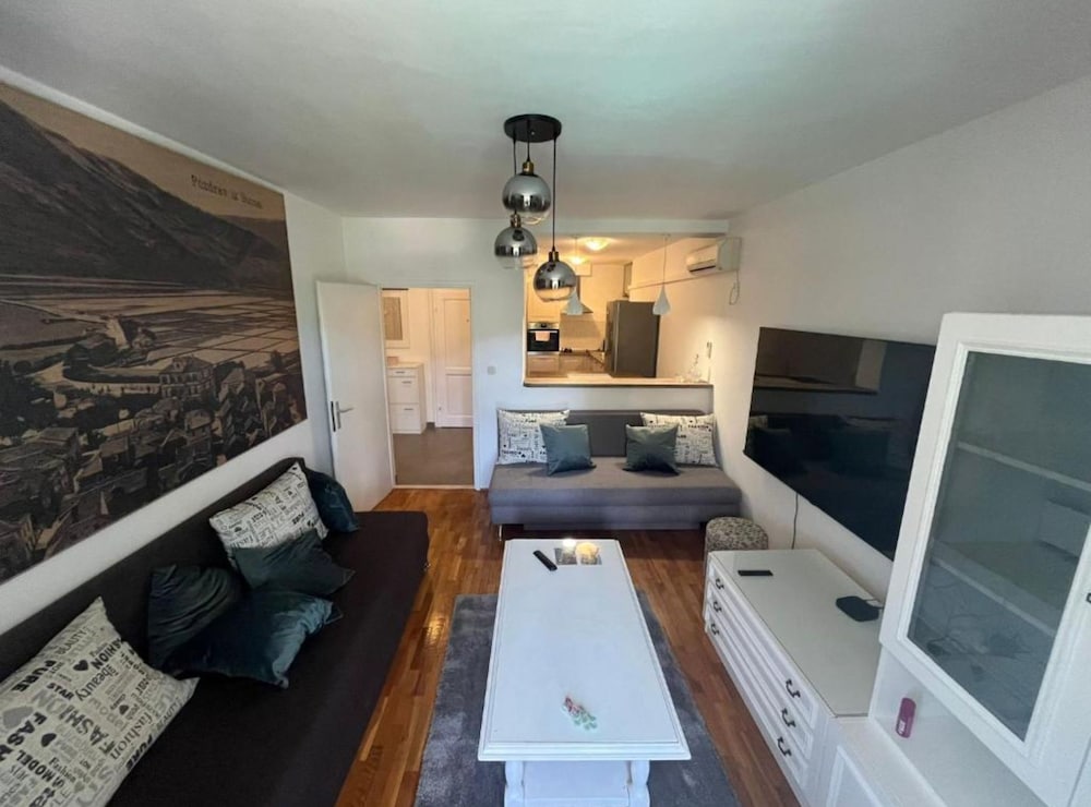 Ston Heritage Apartment With City View