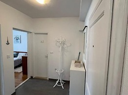 Ston Heritage Apartment With City View