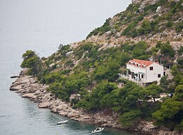 Josip Blue Horizon Apartments