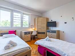 Artsea Apartment