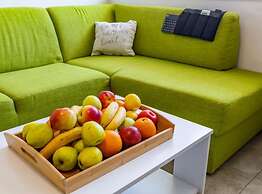 Artsea Apartment