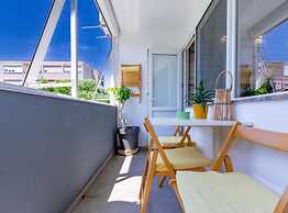 Artsea Apartment