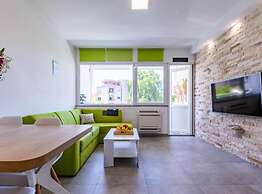Artsea Apartment
