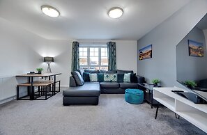 Watch Tower Apartment by Week2Week