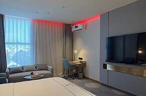 Golden New Smart Hotel