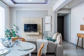 Beach Daze 1-BR Apt By Finikoudes Beach