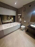 Riviera Hotel & Resort