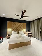 Riviera Hotel & Resort