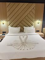Riviera Hotel & Resort