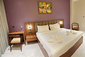 Riviera Hotel & Resort