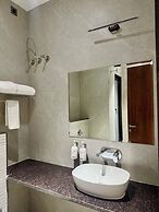 Riviera Hotel & Resort