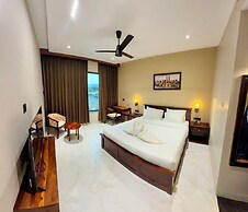 Riviera Hotel & Resort