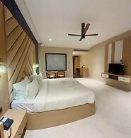 Riviera Hotel & Resort