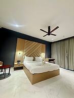 Riviera Hotel & Resort