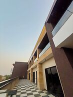 Riviera Hotel & Resort