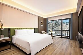 Fragrant Hill Empark Hotel