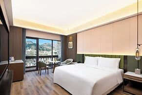 Fragrant Hill Empark Hotel