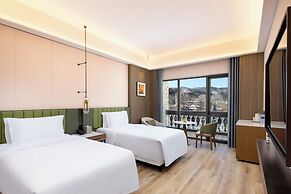 Fragrant Hill Empark Hotel