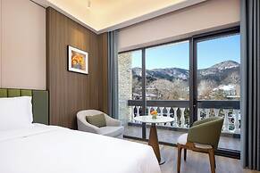 Fragrant Hill Empark Hotel