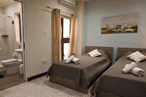 Cozy Ensuite Rooms