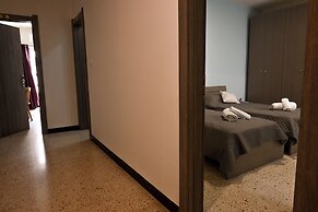 Cozy Ensuite Rooms