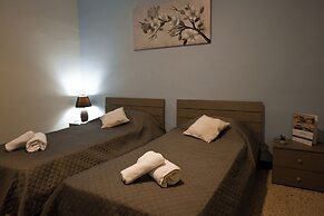 Cozy Ensuite Rooms