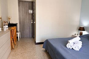 Cozy Ensuite Rooms
