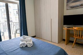 Cozy Ensuite Rooms