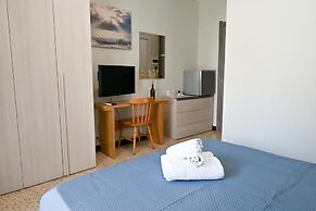 Cozy Ensuite Rooms