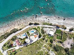 Anatolika beach cottage