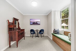 Hotel Avonleigh