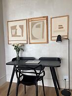 Art Apartment I - Table Mountain View Pool Nomad